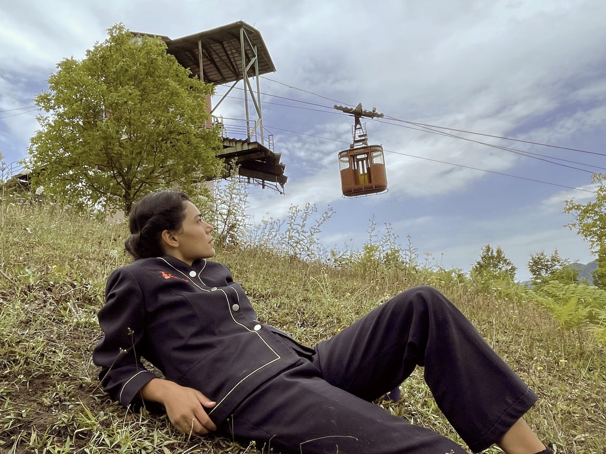 4. Gondola, Nini Soselia, meadow