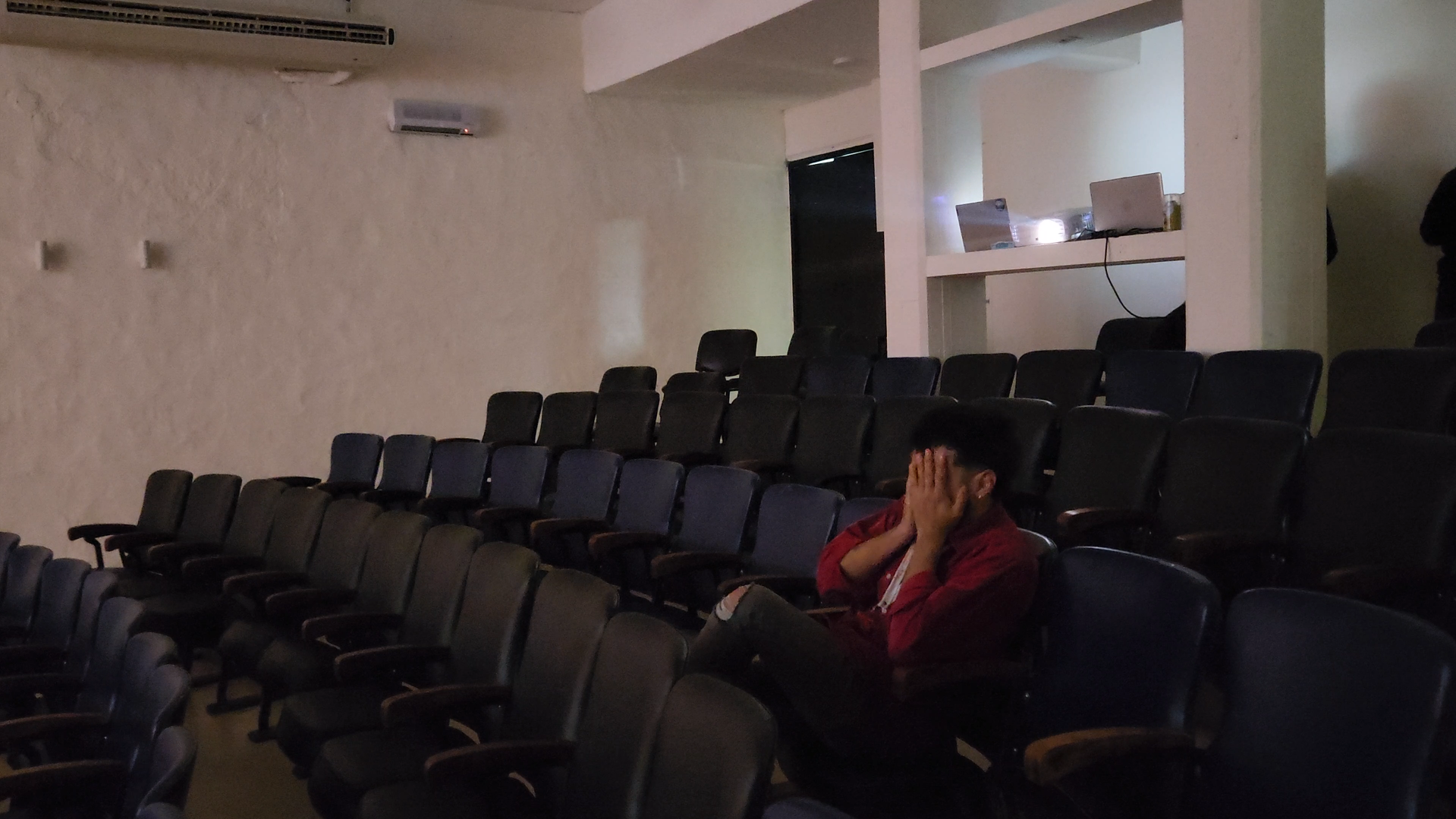 Still 3 - Santiago Martínez Cartier